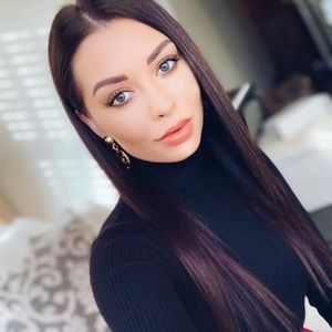 Meet your Posher, Iryna